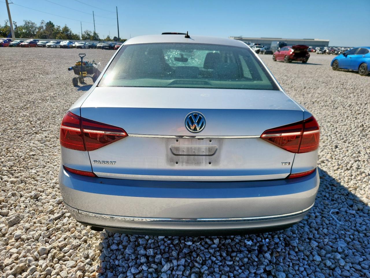 VOLKSWAGEN PASSAT S