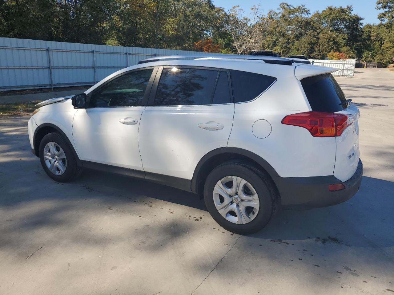 TOYOTA RAV4 LE