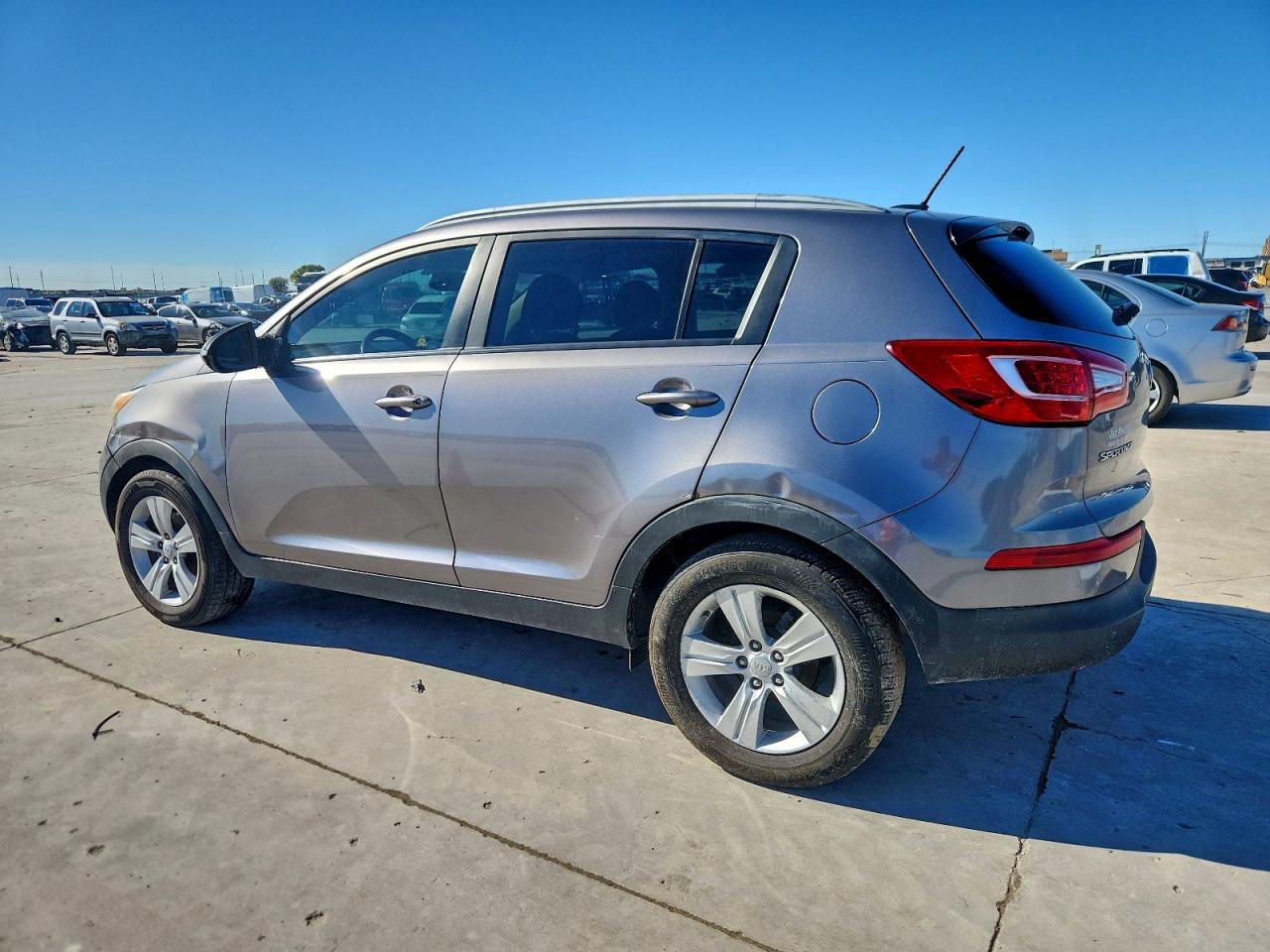 KIA SPORTAGE BASE