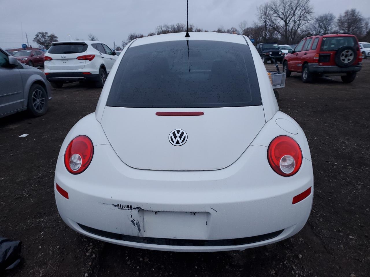 VOLKSWAGEN BEETLE NEW BEETLE