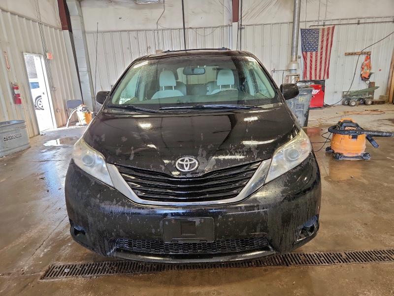 2013 TOYOTA SIENNA LE #3294548628
