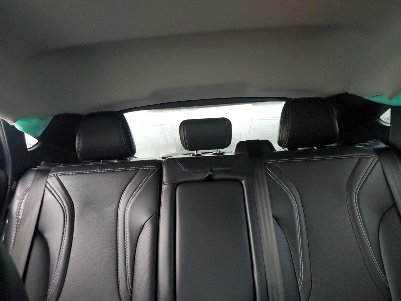 FORD MUSTANG PREMIUM