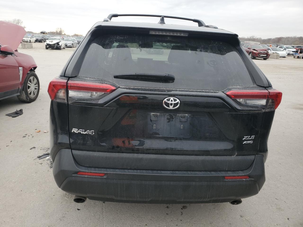TOYOTA RAV4 XLE