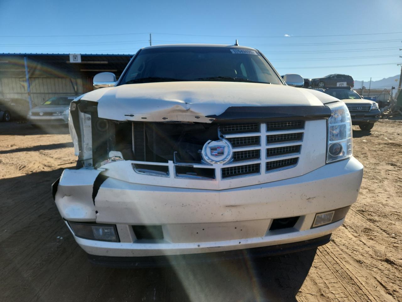 CADILLAC ESCALADE PREMIUM