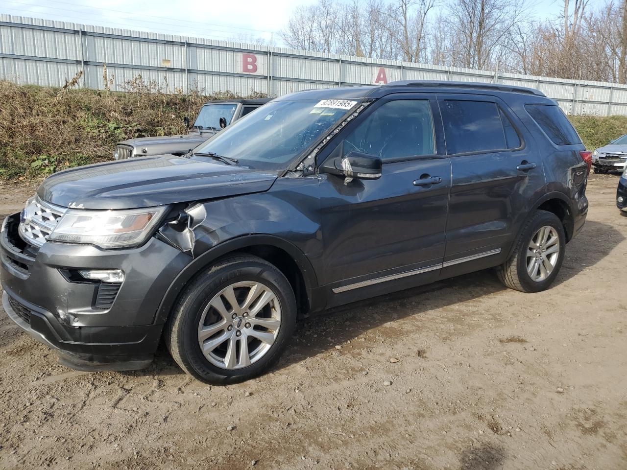 FORD EXPLORER XLT