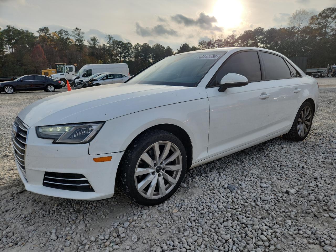 AUDI A4 ULTRA PREMIUM