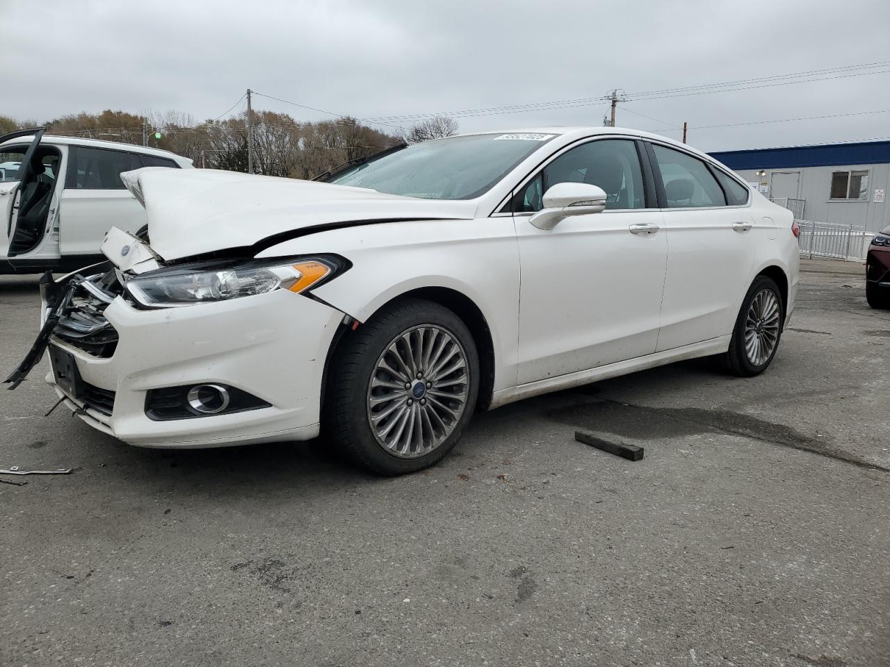 FORD FUSION TITANIUM
