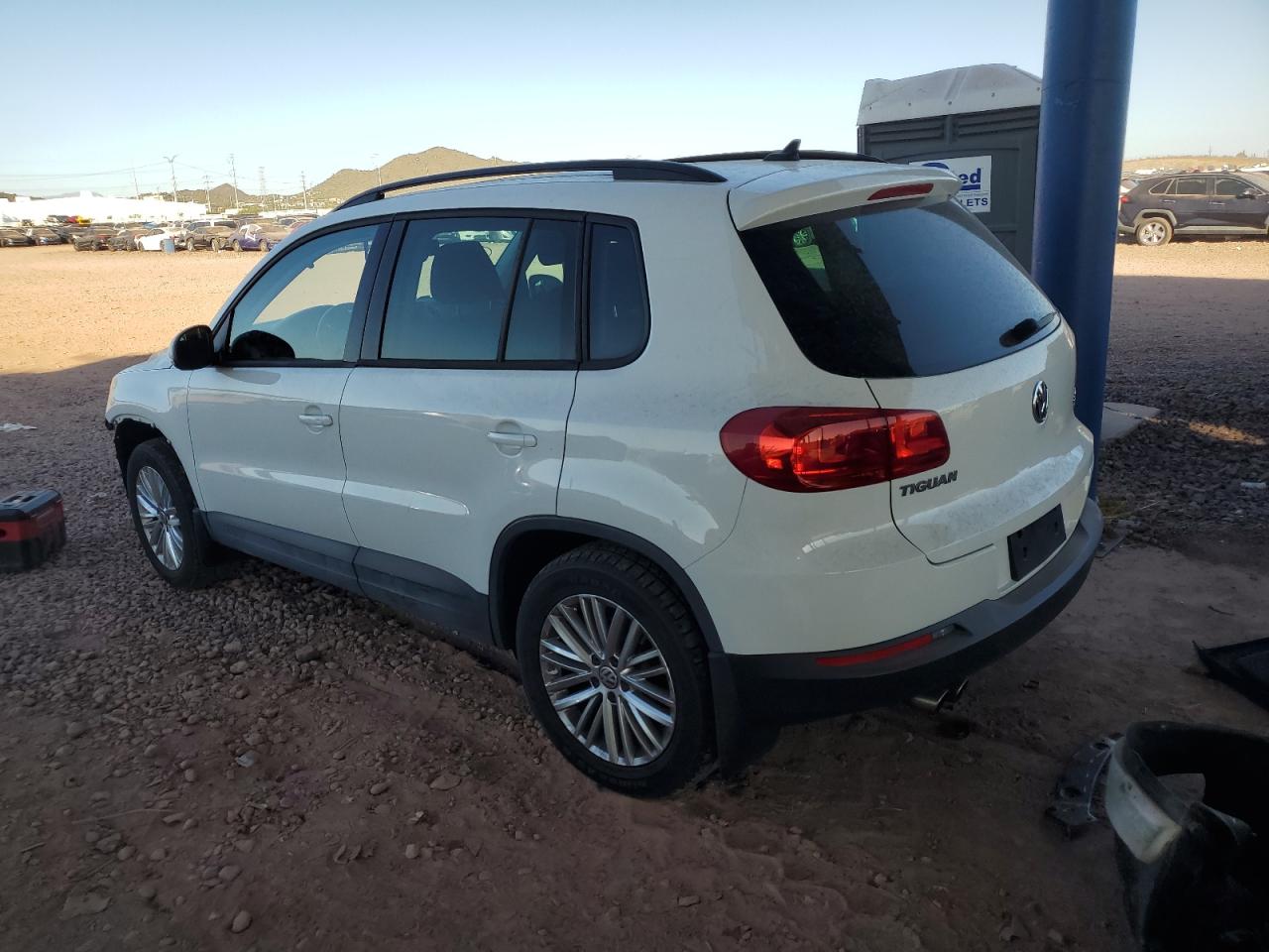 VOLKSWAGEN TIGUAN S
