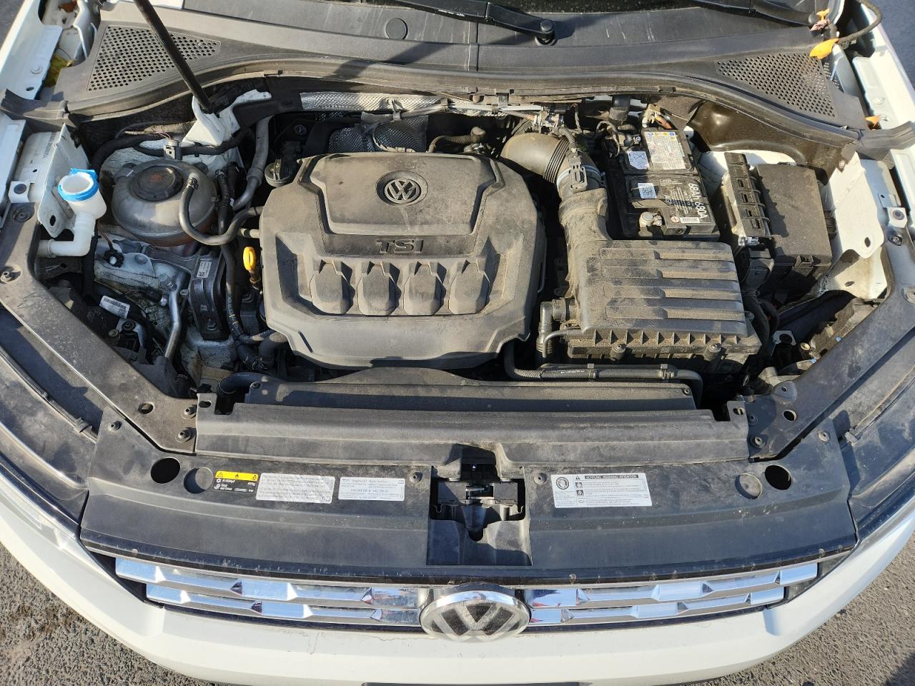 VOLKSWAGEN TIGUAN SE