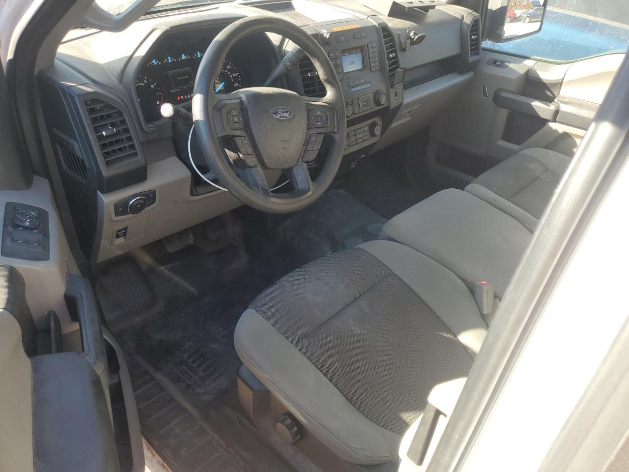 FORD F-150 SUPER CAB