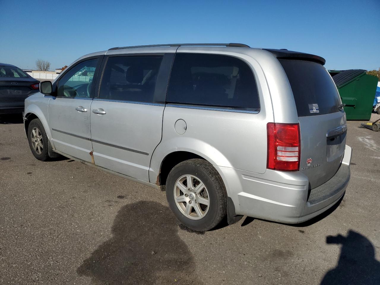 CHRYSLER TOWN & COUNTRY TOURING