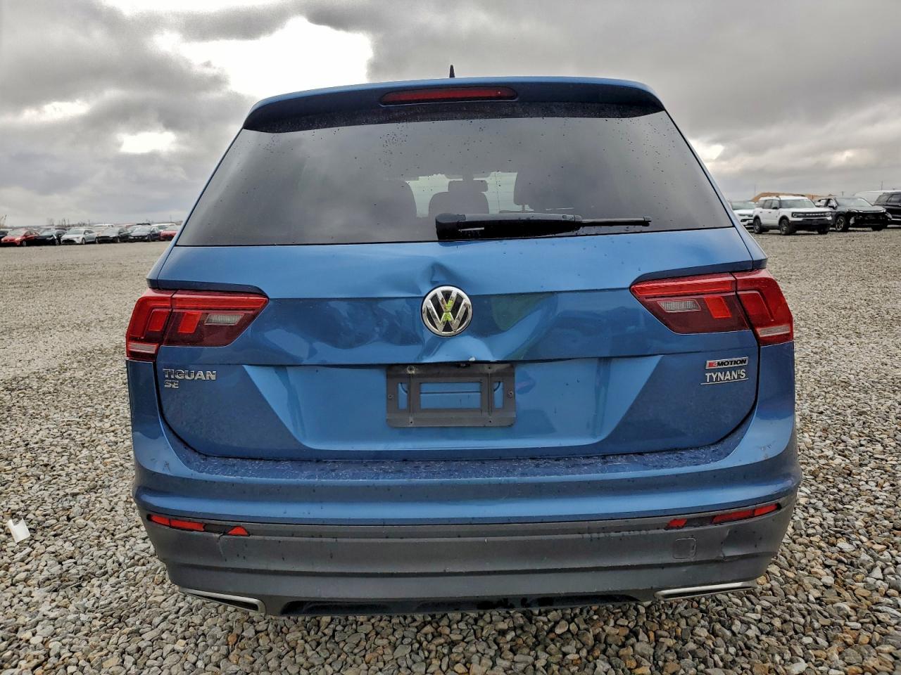 VOLKSWAGEN TIGUAN SE