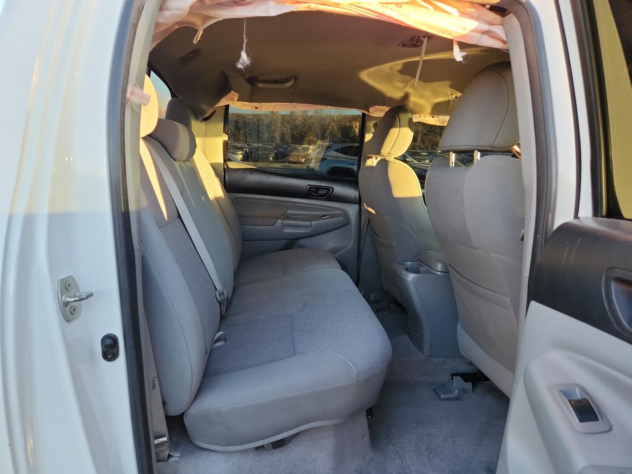 TOYOTA TACOMA DOUBLE CAB