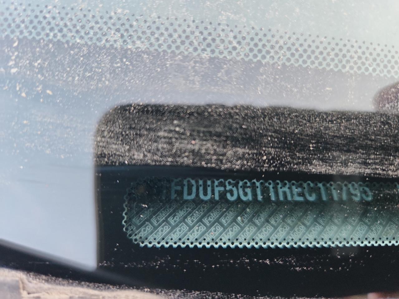 FORD F-550 SUPER DUTY