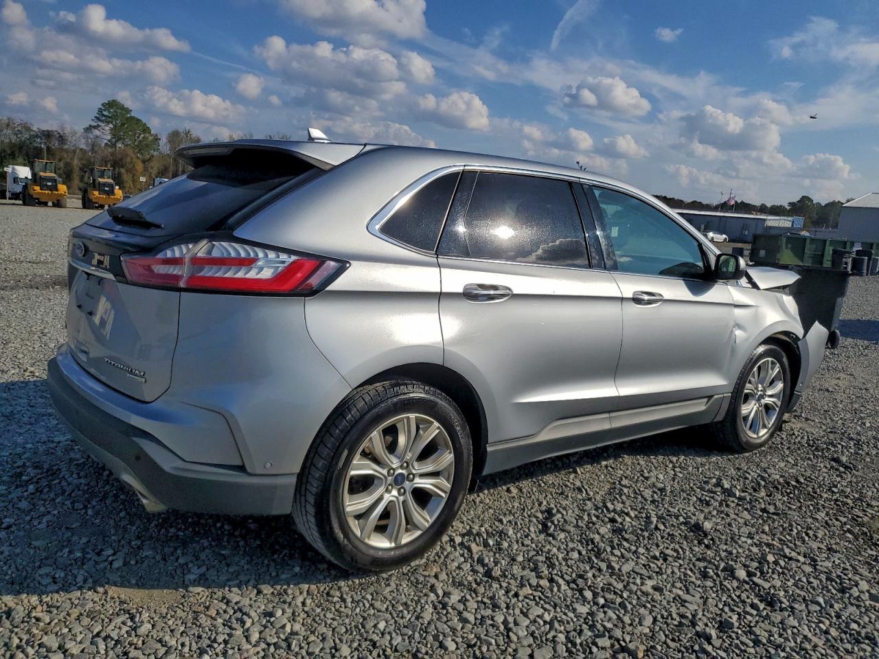 FORD EDGE TITANIUM