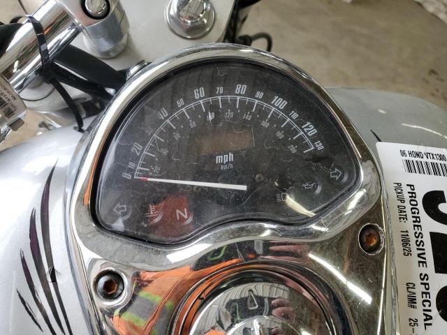 2006 HONDA VTX1300 R #3286724321