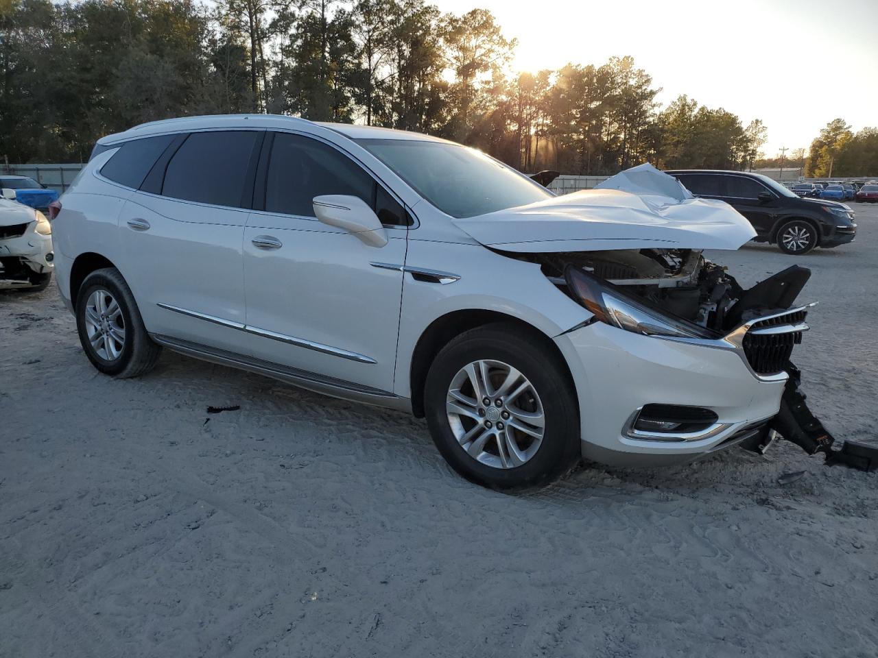BUICK ENCLAVE ESSENCE