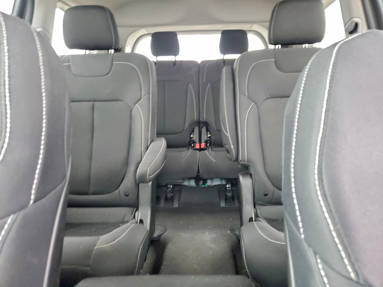 JEEP GRAND CHEROKEE L LAREDO