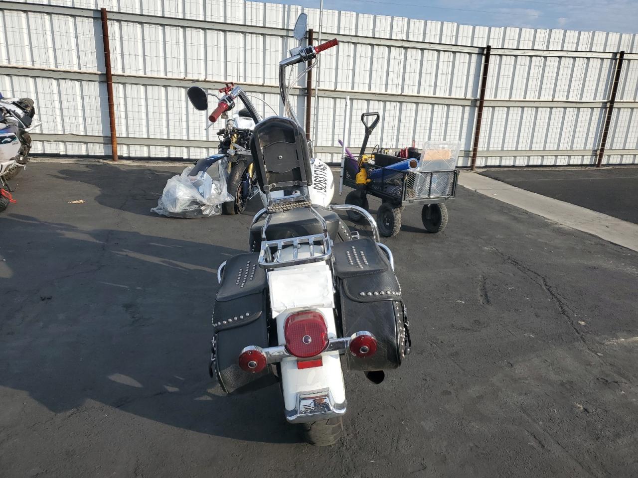 Lot #3308199259 2004 HARLEY-DAVIDSON FLSTCI