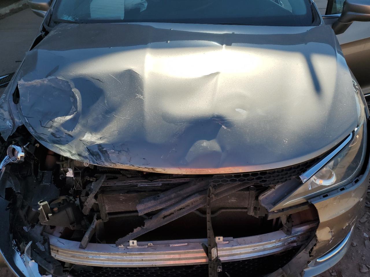 CHRYSLER PACIFICA TOURING L PLUS