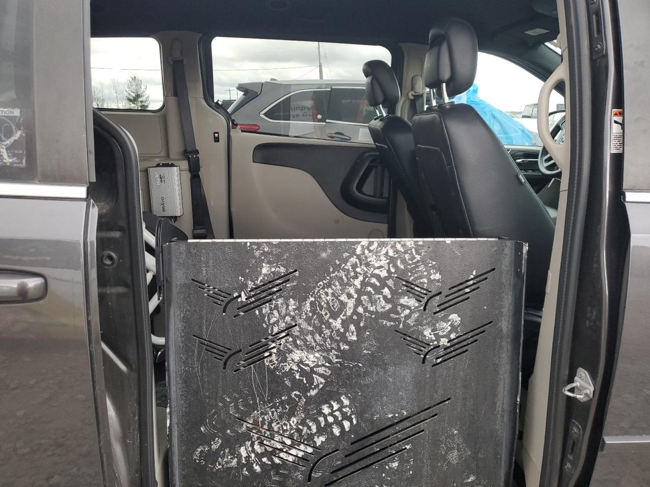 DODGE GRAND CARAVAN SXT