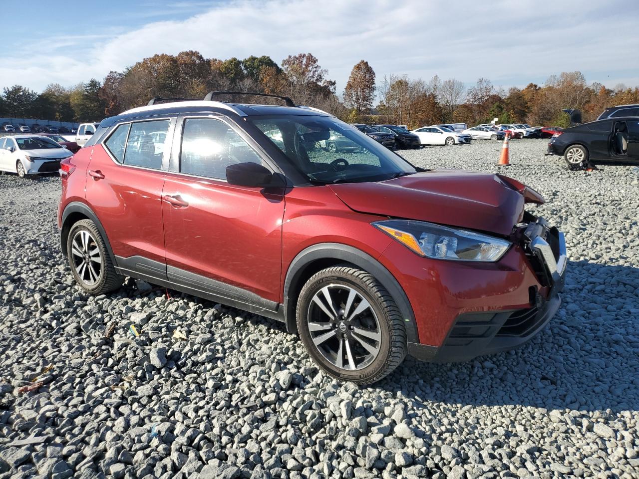 NISSAN KICKS SV
