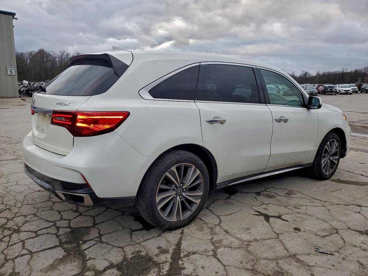 ACURA MDX TECHNOLOGY