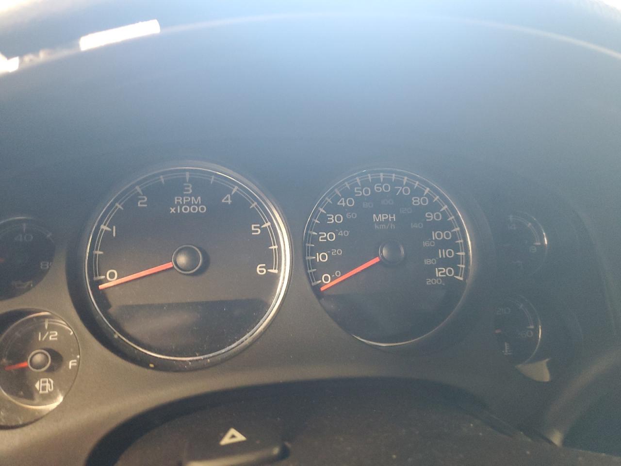 CHEVROLET TAHOE K1500 LS