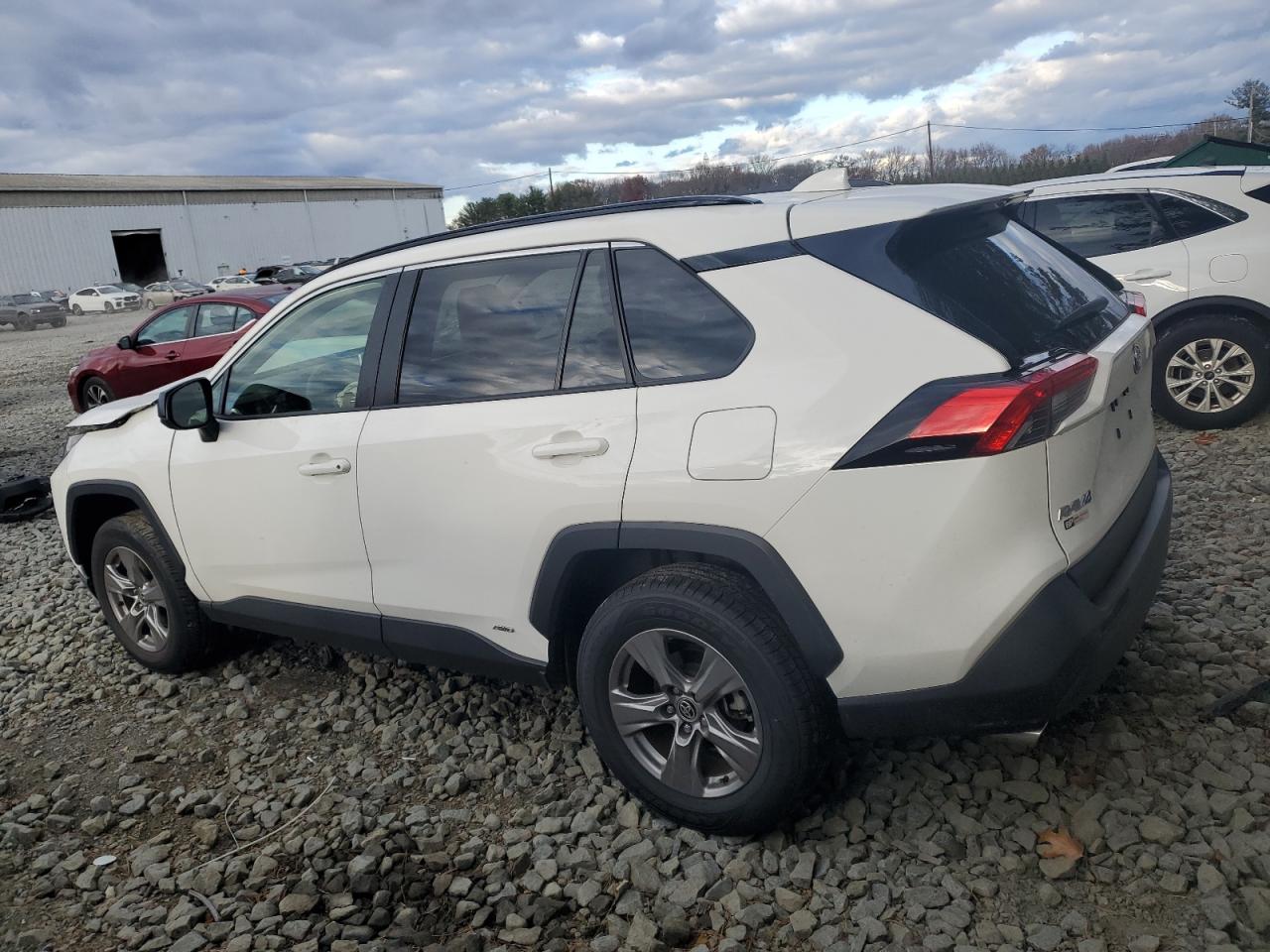 TOYOTA RAV4 LE