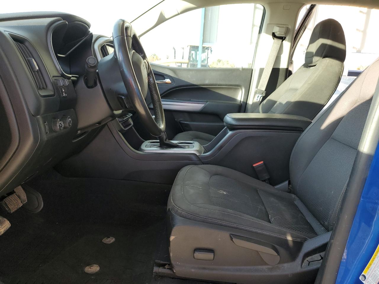 CHEVROLET COLORADO LT