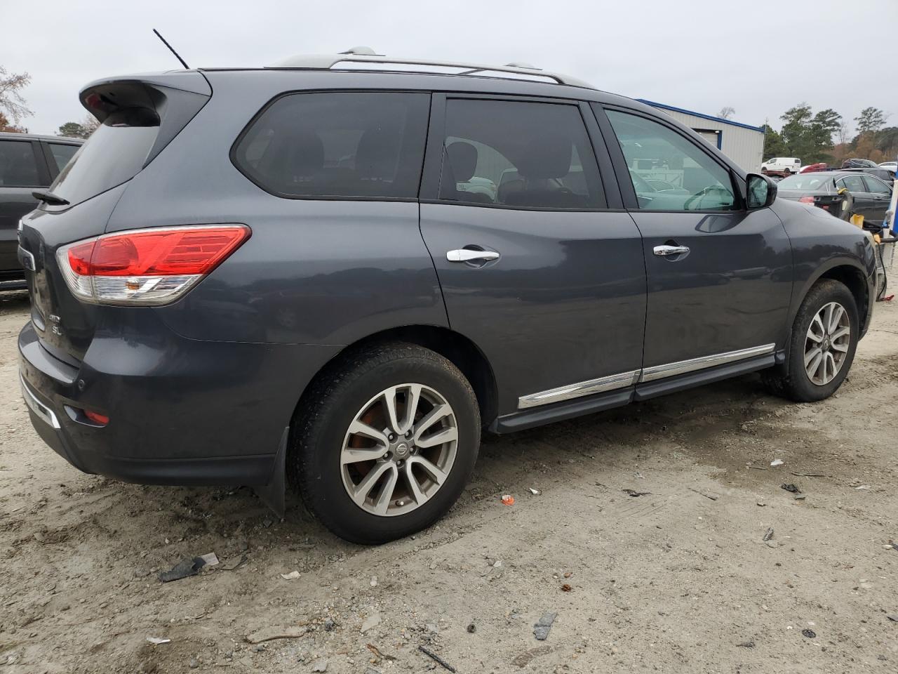NISSAN PATHFINDER S