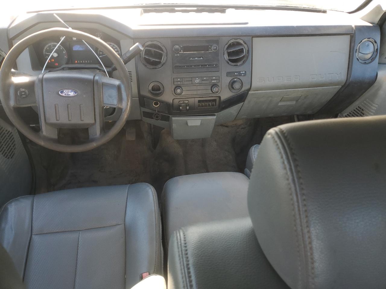 FORD F-250 SUPER DUTY