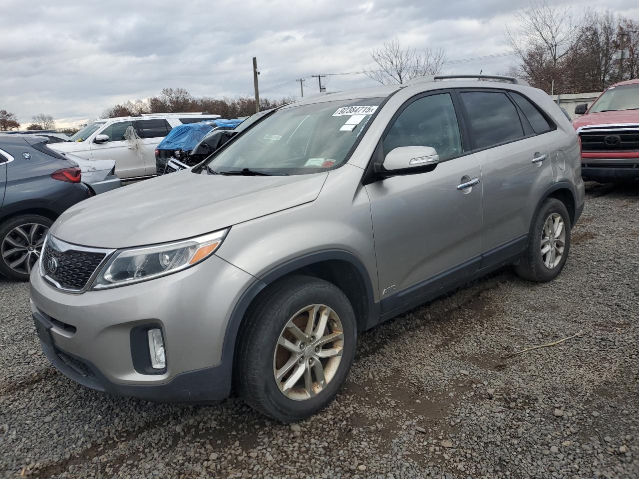 KIA SORENTO LX
