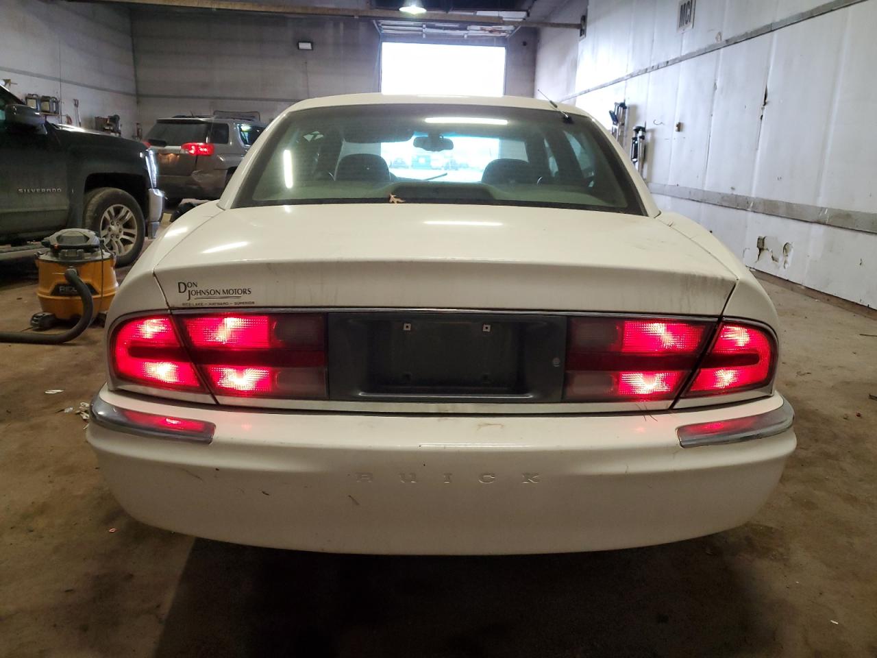 Lot #3302734070 2003 BUICK PARK AVENU