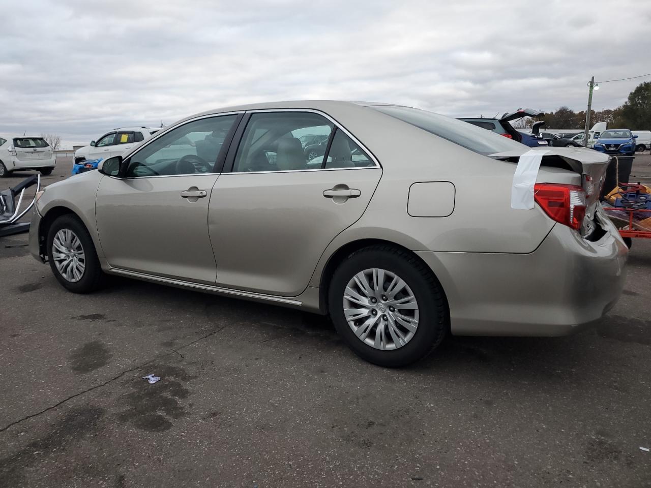 TOYOTA CAMRY L