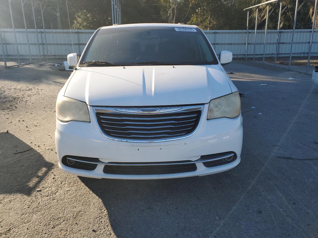 CHRYSLER TOWN & COUNTRY TOURING