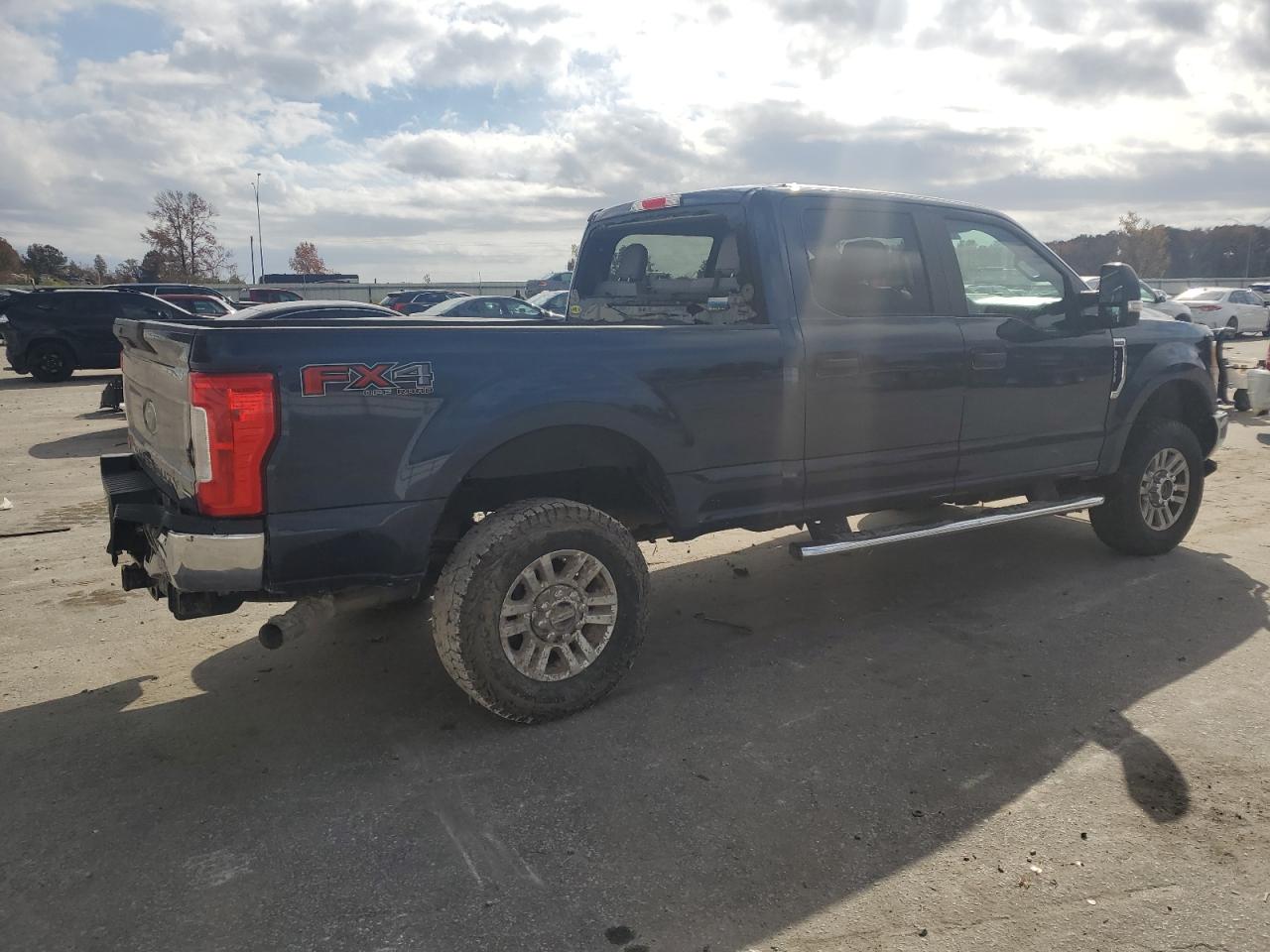 FORD F-250 SUPER DUTY