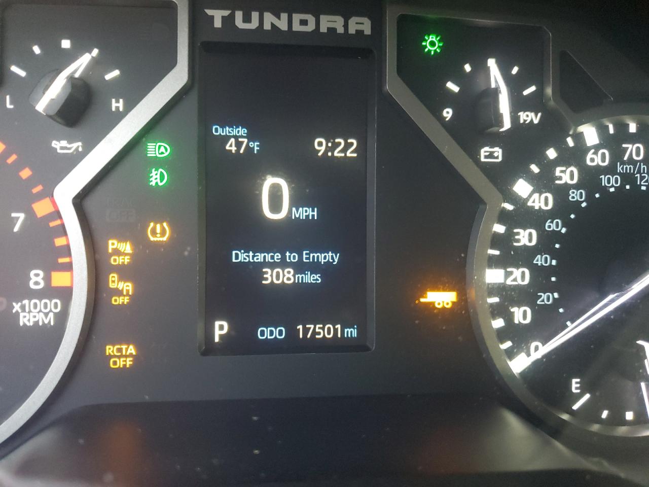 TOYOTA TUNDRA CREWMAX SR