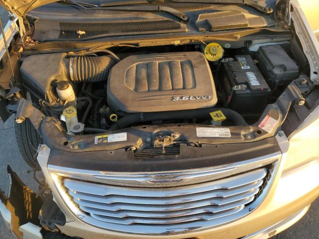 2013 CHRYSLER TOWN & COU #3311508237