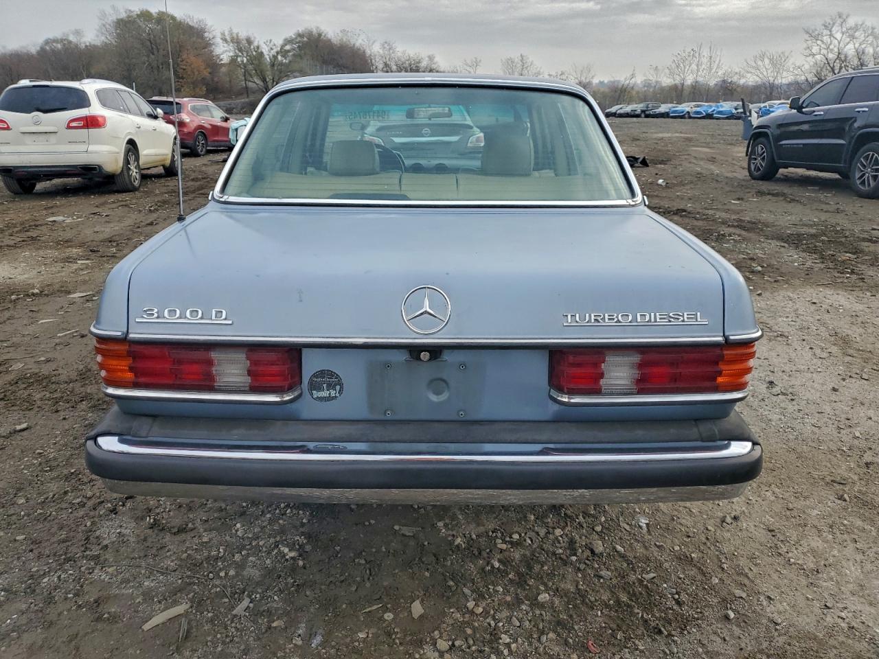 Lot #3302911071 1985 MERCEDES-BENZ 300 DT