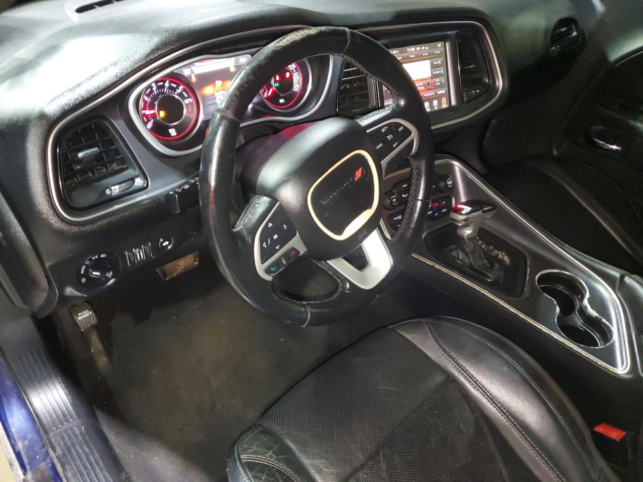 DODGE CHALLENGER SXT PLUS