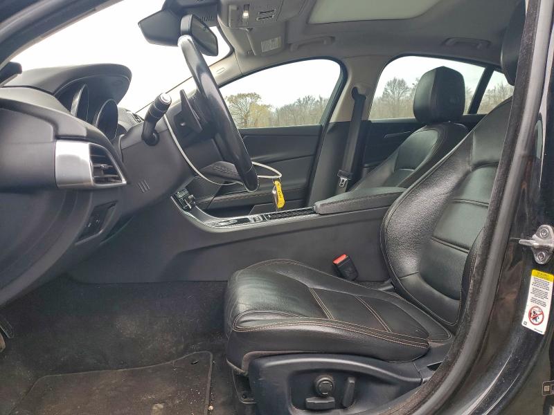 2018 JAGUAR XE PRESTIG #3297013371