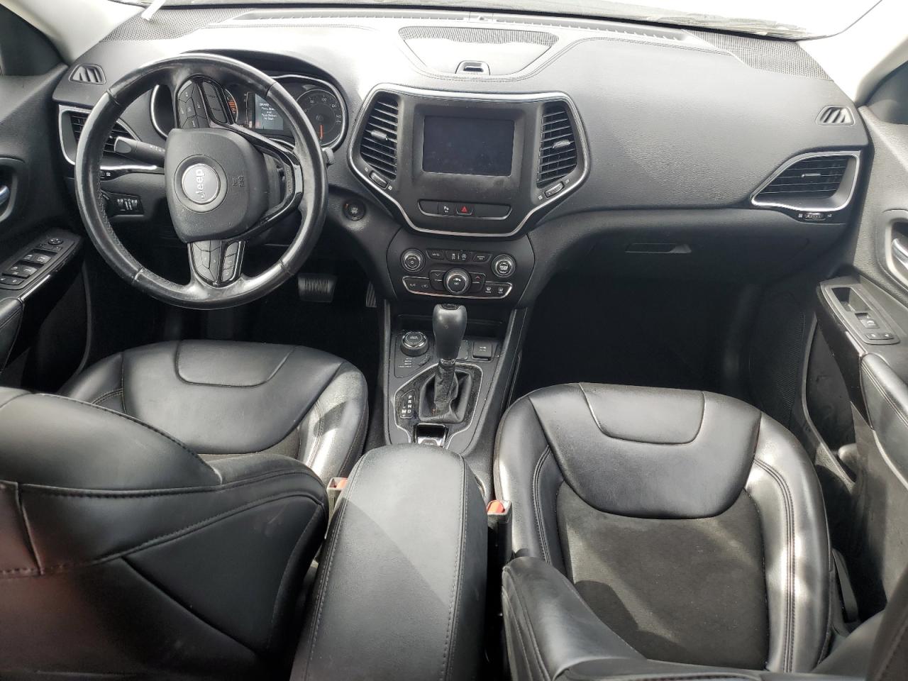 JEEP GRAND CHEROKEE LATITUDE PLUS