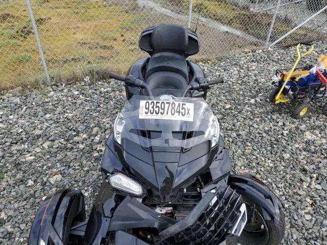 2017 CAN-AM SPYDER ROA #3297322377