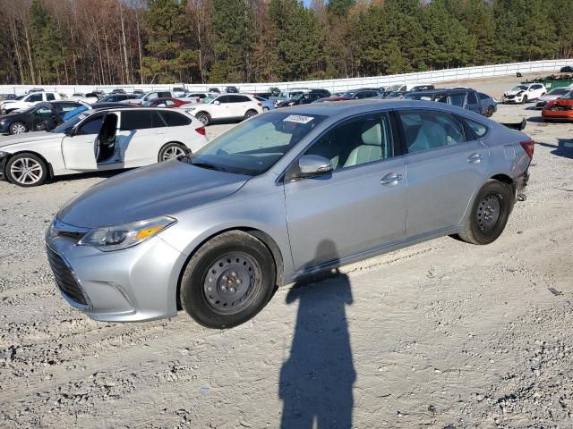 TOYOTA AVALON XLE