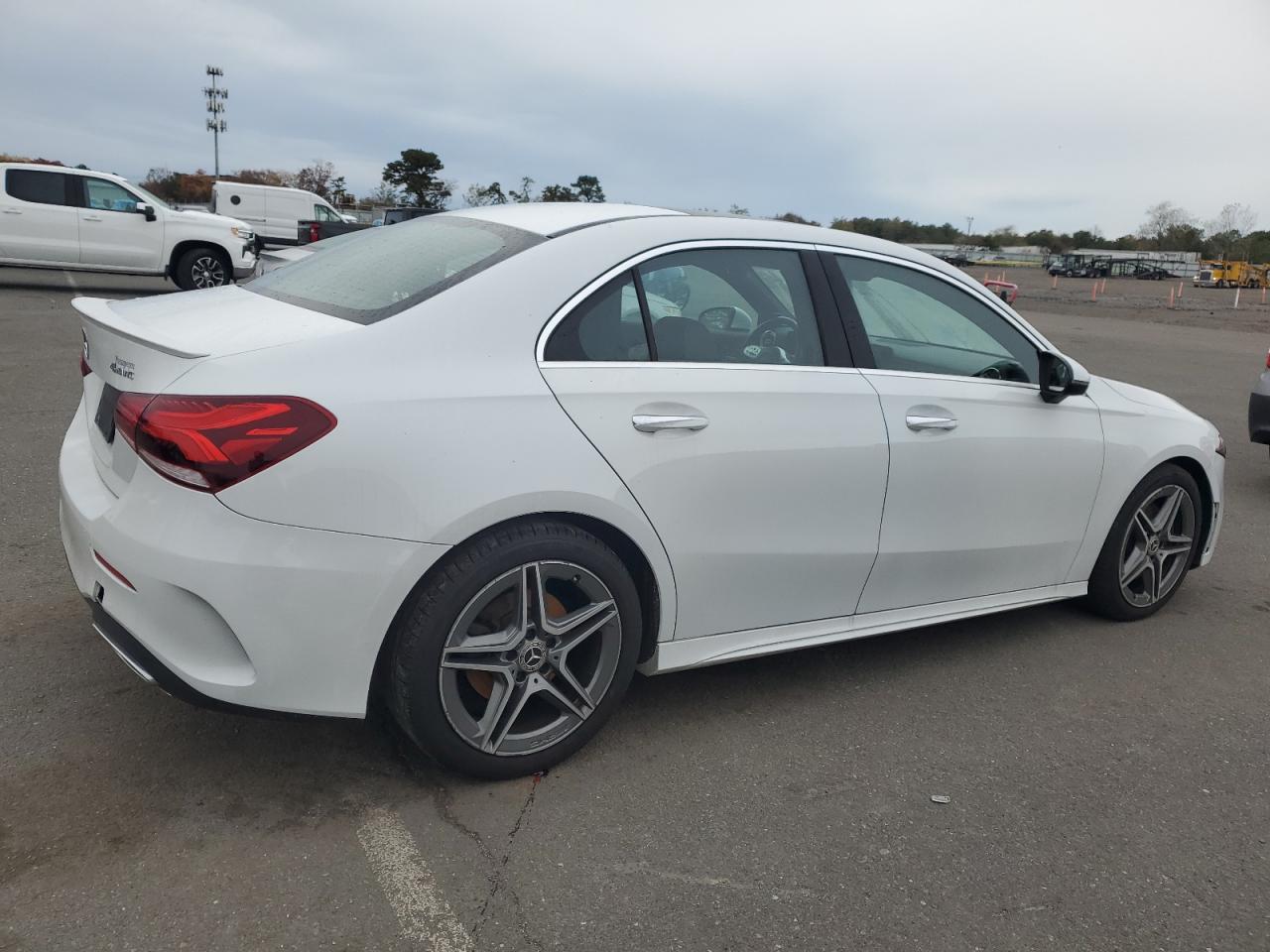 MERCEDES-BENZ A-CLASS 220 4MATIC