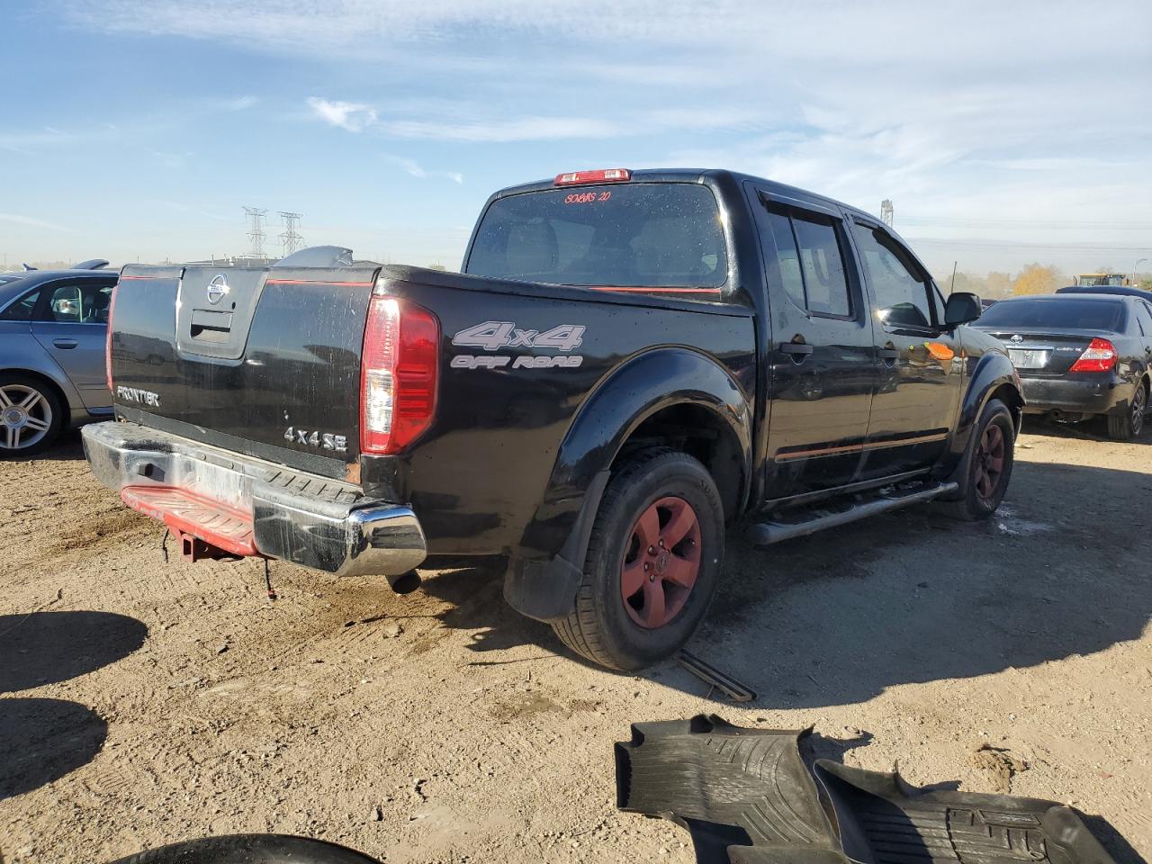 NISSAN FRONTIER CREW CAB SE