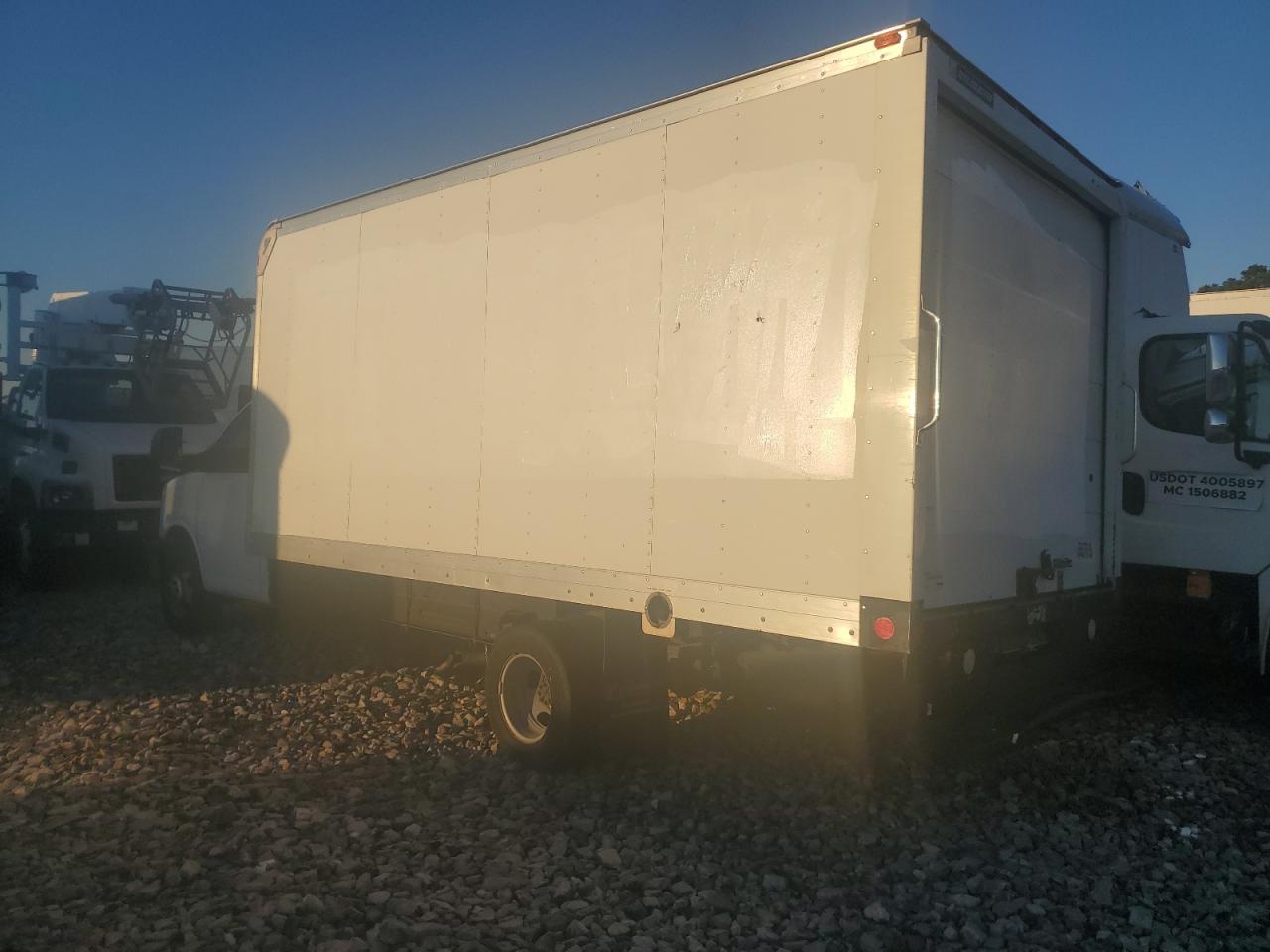 GMC SAVANA CUTAWAY G3500