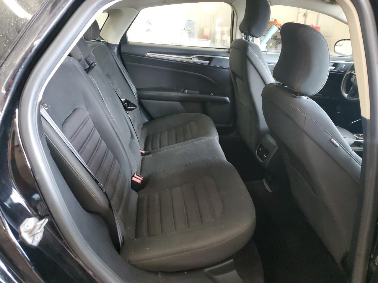 FORD FUSION SE HYBRID