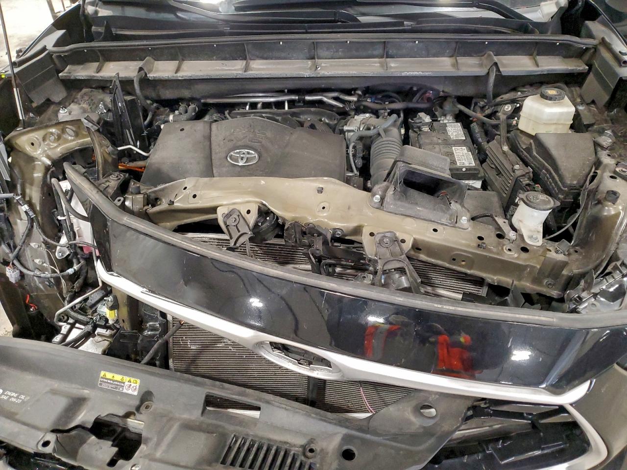 TOYOTA HIGHLANDER XLE